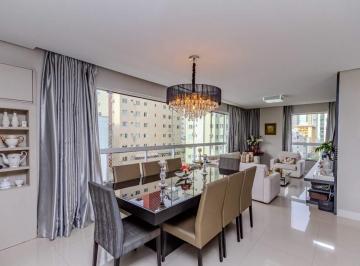 Apartamento · 117m² · 3 Quartos · 2 Vagas · Apartamento à venda no Pioneiros em Balneário Camboriú