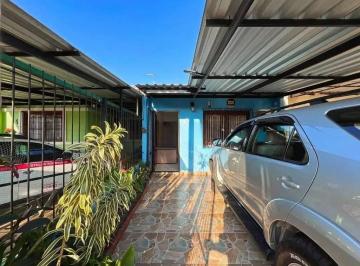 Casa · 76m² · 2 Quartos · 1 Vaga · Casa em Hípica