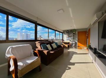 Apartamento · 96m² · 3 Quartos · 2 Vagas · Apartamento de 3 dormitórios e 2 vagas de garagem, no bairro Higienópolis, em Porto Alegre.