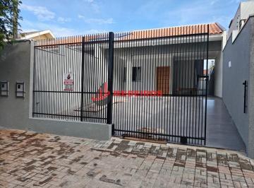 Casa · 125m² · 3 Quartos · 2 Vagas · LOCAÇÃO | Casa, com 3 dormitórios em Vila Progresso, Maringá