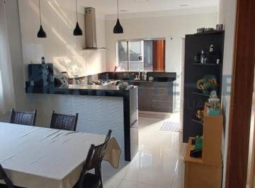 Foto 01 · Casa à venda em Franca-SP, Jardim Dermínio: 3 quartos, 1 suíte, 2 salas, 1 banheiro, 3 vagas de gara