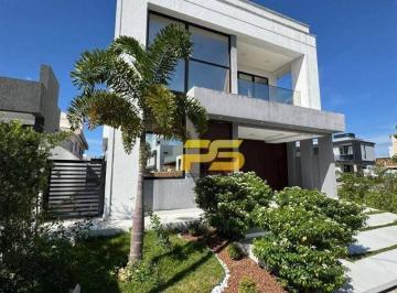 96143f793836a656afaf79de67b0fa33b2857068 · Casa de Alto Padrão para venda em Condomínio Fecha