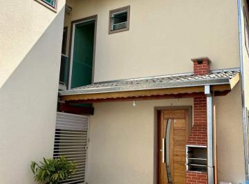 Casa · 71m² · 2 Quartos · 1 Vaga · Casa para venda em Residencial Algarve de 70.95m² com 2 Quartos, 2 Suites e 1 Garagem