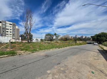 Terreno · 1650m² · Terreno à Venda no Bairro Manoel Valinhas em Divinópolis MG.