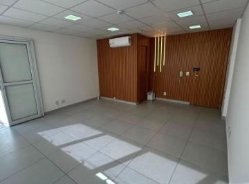 Comercial · 32m² · 1 Vaga · Sala comercial na Rua Capitão Pacheco e Chaves, N. 1056 - Sala 13 • 32 m²