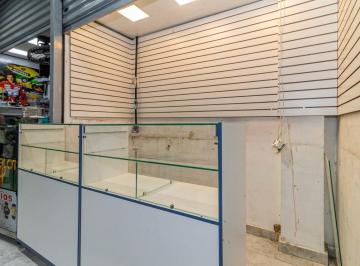 Comercial · 6m² · Loja na Rua Barão de Duprat, N. 351 - BOX 17 - TERREO • 6 m²