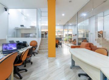 Comercial · 170m² · Sala comercial na Rua Leôncio de Carvalho, N. 200 - Terreo • 170 m²