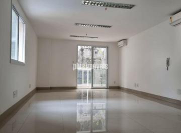 Comercial · 38m² · Conjunto Comercial com Varanda e Ar-Condicionado em Cerqueira César ? 38m²