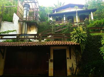 Apartamento · 300m² · 5 Quartos · 2 Vagas · Casa de Alto Padrão