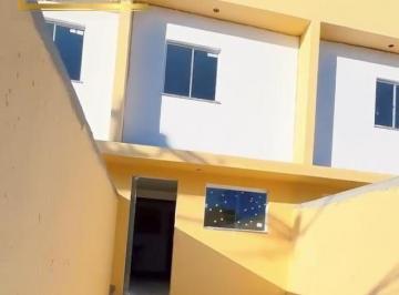 Casa · 2 Quartos · 1 Vaga · Casa à venda no bairro Laranjal - São Gonçalo/RJ