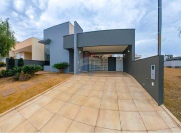 Casa · 325m² · 3 Quartos · 2 Vagas · Casa para venda em Terras De Carolina de 325.00m² com 3 Quartos, 1 Suite e 2 Garagens