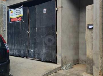 Casa · 200m² · 2 Quartos · 2 Vagas · Casa para venda em Chácara Do Solar Ii (fazendinha) de 200.00m² com 2 Quartos e 2 Garagens