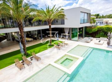 Casa · 3323m² · 8 Quartos · 18 Vagas · Casa de Condomínio para venda em Alphaville de 3323.00m² com 8 Quartos, 6 Suites e 18 Garagens