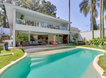 0be73422bf43fa5efdca0033b764c440e7ad6db2 · Oásis de Luxo no Jardim Marajoara – 5 Suítes e Piscina com Prainha