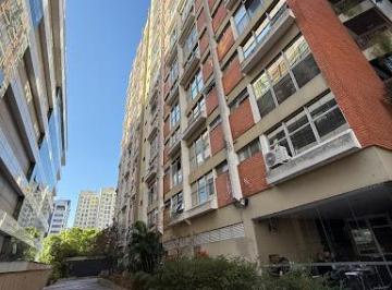 063e85a1c96c9e9aa9059988748cc67130671d20 · Morar com estilo no coração de Vila Clementino