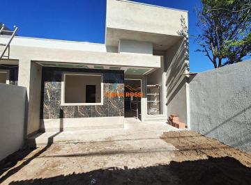 Casa · 87m² · 3 Quartos · 2 Vagas · Casa á Venda com Suíte e Piscina Pontal do Paraná