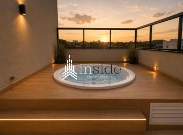 Casa de 3 quartos, Curitiba · Jacuzzi, Banheira e Churrasqueira