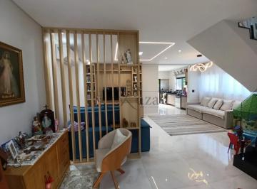 Casa · 200m² · 3 Quartos · 4 Vagas · Oportunidade - Casa em Condomínio - Jacareí - Condomínio Bosque dos Manacás - 3 Dormitórios - 178m²