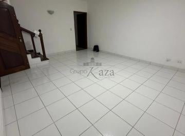 Casa · 157m² · 3 Quartos · 2 Vagas · Oportunidade - Casa - Bosque dos Eucaliptos - 3 Dormitórios - 157m².