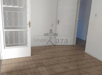 Casa · 300m² · 3 Quartos · 2 Vagas · Casa Padrão em São José dos Campos