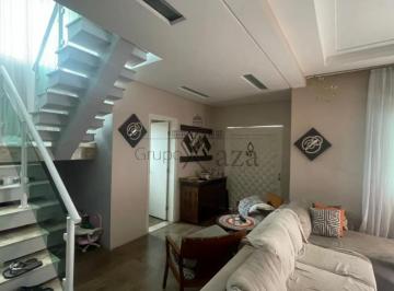 Casa · 250m² · 3 Quartos · 4 Vagas · Oportunidade - Casa Sobrado - Villa Branca - Jacareí - 3 Dormitórios - 165m².