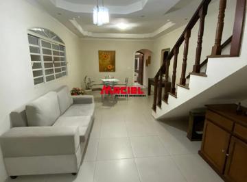Casa · 100m² · 3 Quartos · 2 Vagas · 3 quartos 1 sendo suite com sacada de frente para a rua. Banheiro social Sala Copa Cozinha Área de