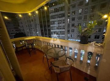 Apartamento · 109m² · 3 Quartos · 1 Vaga · Excelente apartamento reformado de três quartos com dependência completa,varanda e vaga