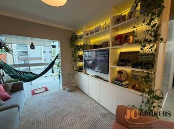 Apartamento · 76m² · 2 Quartos · 1 Vaga · Apartamento com 76m² de área útil, 2 dormitórios sendo 1 suíte, closet, 1 vaga