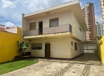 Casa · 200m² · 4 Quartos · 5 Vagas · Casa com ótima localização no Campo Belo