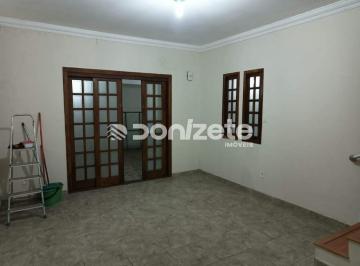 Casa · 217m² · 3 Quartos · 2 Vagas · Sobrado 217m² em Santo André (Bairro Silveira) | 3 Quartos, 1 Suíte, 2 Vagas
