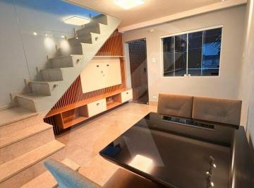Casa · 100m² · 2 Quartos · 1 Vaga · Sobrado 2 dormitórios, sendo 1suíte, sala, cozinha, 2 banheiros e 1 vaga de garagem