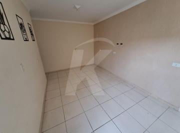 Casa · 55m² · 2 Quartos · Casa com 2 quartos, sala, cozinha, banheiro e área de serviço.