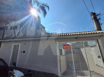 Casa · 90m² · 3 Quartos · 2 Vagas · Sobrado com 3 dormitórios, sala, cozinha, banheiro e 2 vagas de garagem