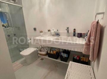 Casa · 338m² · 4 Quartos · 5 Vagas · caas em interlagos