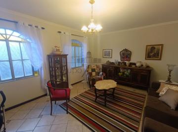 Casa · 300m² · 4 Quartos · 3 Vagas · Casa - Jardim Oswaldo Cruz - 4 Dormitórios - 300m²