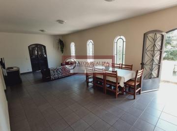 Casa · 240m² · 8 Vagas · Casa à Venda no Jardim das Palmeiras, 3 Suítes, Zona Sul SP