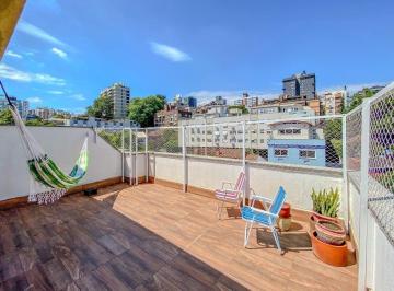 Apartamento · 157m² · 2 Quartos · 1 Vaga · Cobertura com 2 dormitórios, sacada com vista definitiva