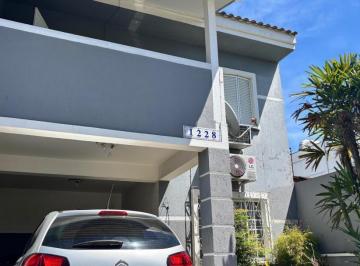Casa · 175m² · 3 Quartos · Casa \\ Sobrado com piscina na avenida Açucena.