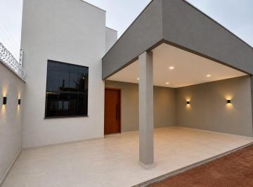 Casa · 140m² · 3 Quartos · 2 Vagas ·
Casa com 3 quartos, sendo 1 suíte com closet, no Plano Diretor Nort