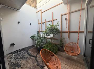 Comercial · 12m² · Sala disponível para locação no bairro Vigilato Pereira em Uberlândia-MG