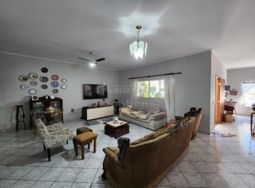 Casa · 360m² · 3 Quartos · 2 Vagas · Casa no Jardim Ouro Verde