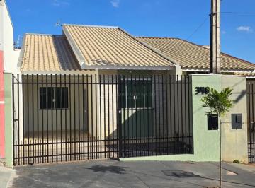 Fachada · Casa com 3 quartos na zona sul próximo a Av. Carlos Borges
