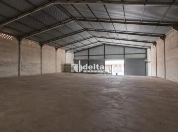 Comercial · 800m² · 4 Vagas · Galpão disponível para Venda no bairro Nossa Senhora das Graças em Uberlândia-MG