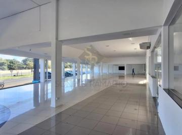 Comercial · 2200m² · Imóvel comercial com ampla vitrine no bairro Jardim Castelo Branco, em Ribeirão Preto/SP.