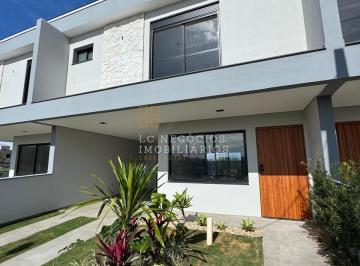 Casa · 168m² · 3 Quartos · 2 Vagas · Sobrado à venda no bairro Sertão do Maruim - São José/SC
