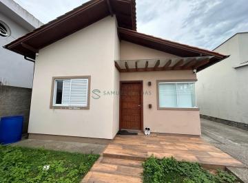 Casa · 77m² · 3 Quartos · Casa no Bairro Progresso, Laguna/SC