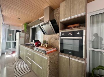 Apartamento · 140m² · 3 Quartos · 2 Vagas · Apartamento 140m², 3 quartos, 1 suíte, 2 vagas de garagem, lazer completo.