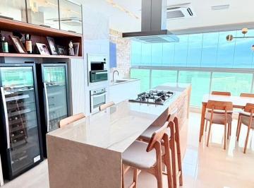 Apartamento · 245m² · 4 Quartos · 3 Vagas · Luxuoso apartamento frente mar de 245m², 4 suítes, 3 vagas - modalidade porteira fechada