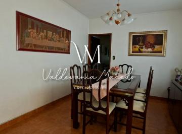 Casa de 3 quartos, Santo André · Sobrado com 228m² no bairro Vila Pires, em Santo André.
