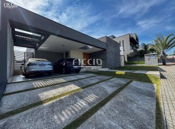 Casa · 450m² · 3 Quartos · Casa à venda - em Urbanova